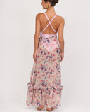 Vista posterior de falda cover up floral con caída fluida